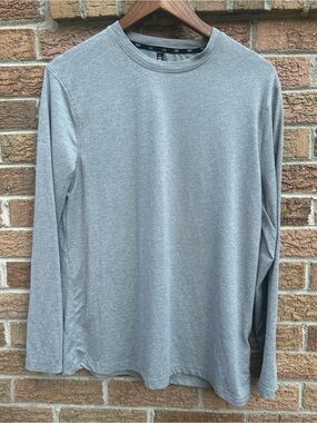 Legend Men's Lightweight Gray Long-Sleeve Crewneck Shirt size medium